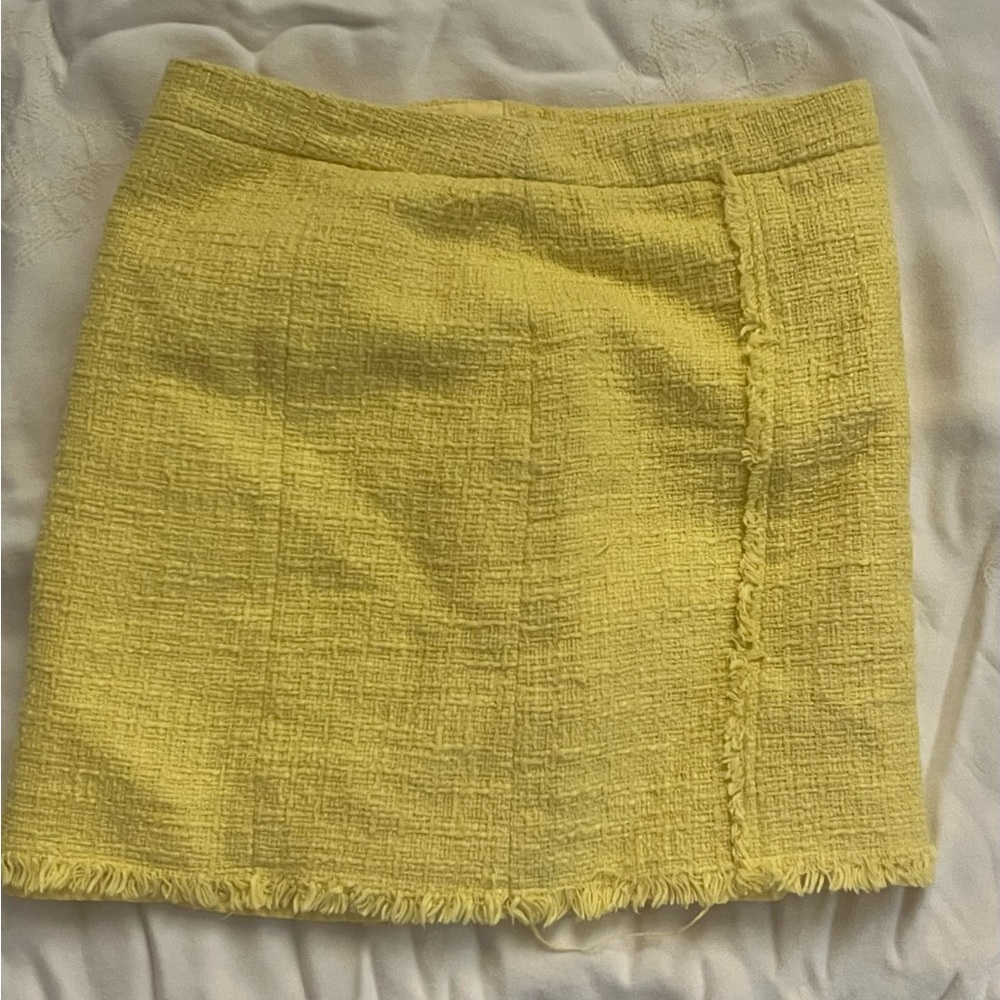Kenar yellow mini skirt fringe hem tweed- Size 0 NWT